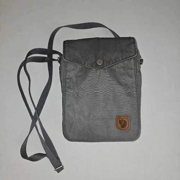 Fjallraven Pocket G-1000 Everyday Outdoor Travel Bag Purse Gray - Picture 1 of 14